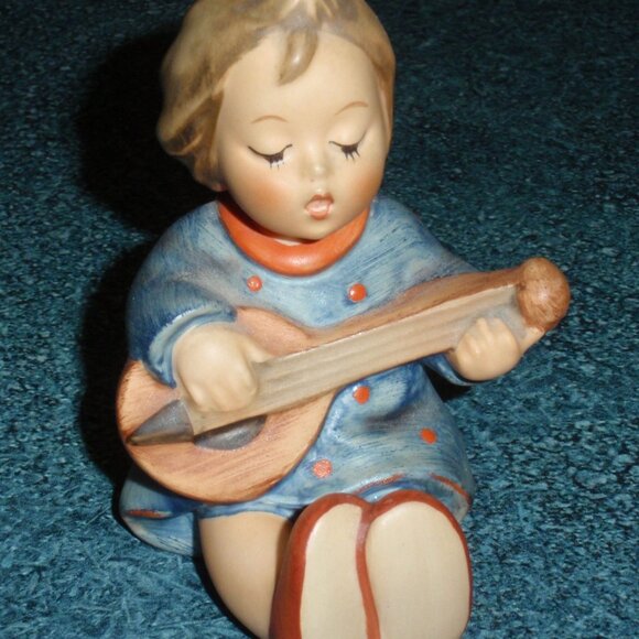 "Joyful" Goebel Hummel Figurine #53 TMK6 Girl Playing Guitar - CHRISTMAS GIFT! - Picture 2 of 9